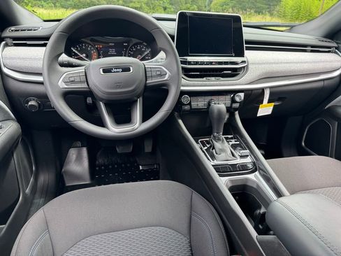 New 2025 Jeep Compass Sport image 14