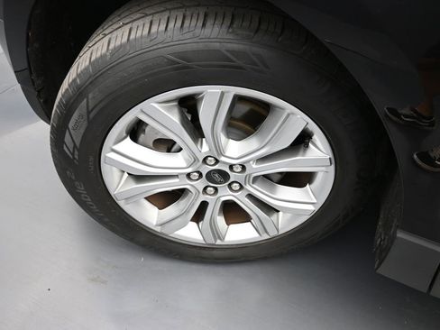 Used 2024 Ford Edge Titanium image 21