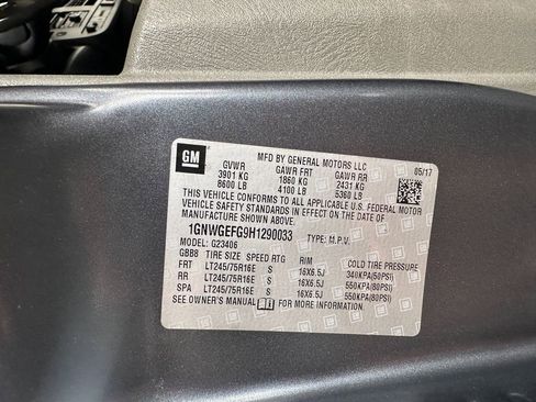 Used 2017 Chevrolet Express 2500 LS RWD image 28