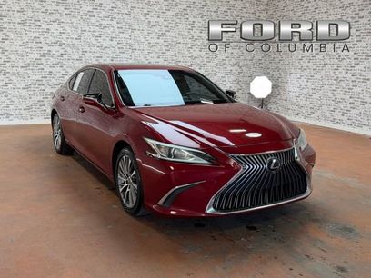 Used 2019 Lexus ES 300h w/ Premium Package