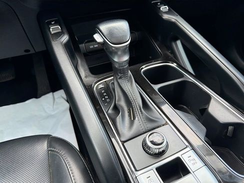 Used 2020 Kia Telluride S FWD image 16