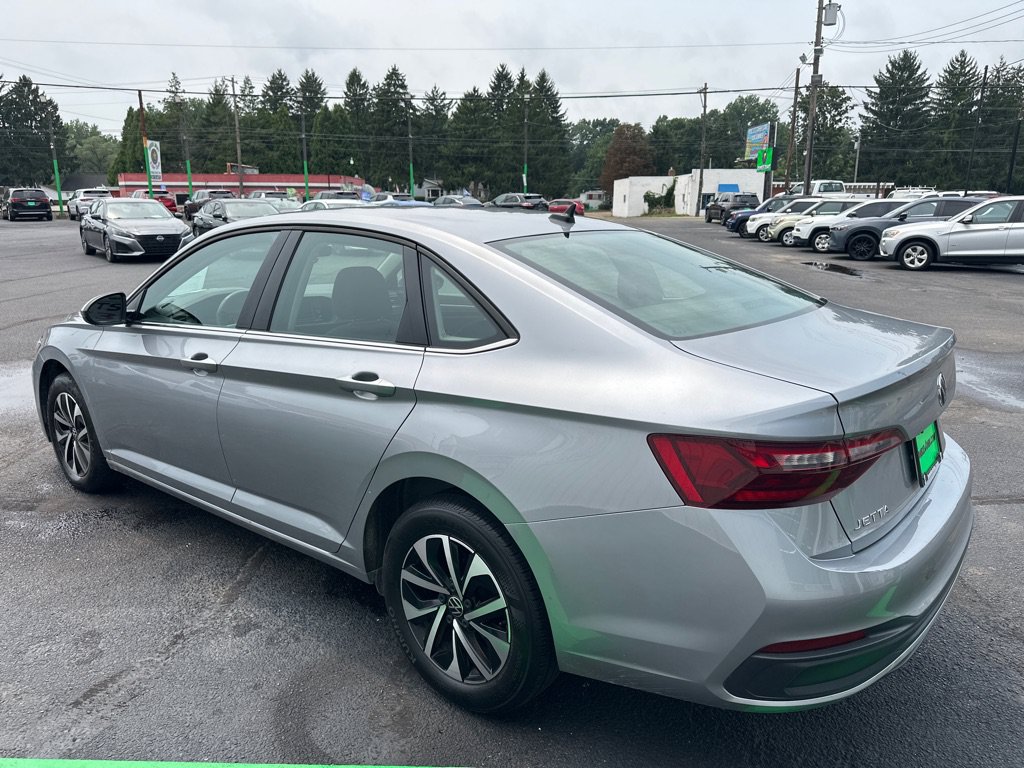 Used 2024 Volkswagen Jetta S FWD image 5
