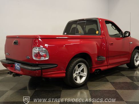 Used 2003 Ford F150 Lightning RWD image 13
