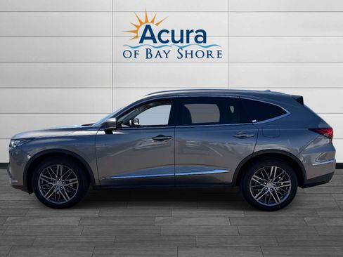 Used 2024 Acura MDX SH-AWD w/ Advance Package image 2
