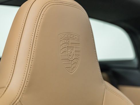 Used 2024 Porsche 911 Targa 4 GTS image 40