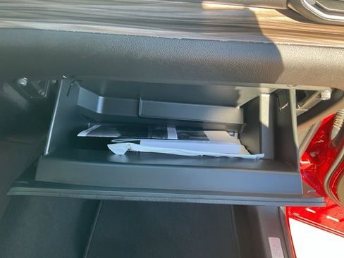 Used 2023 Ford Explorer Limited image 33