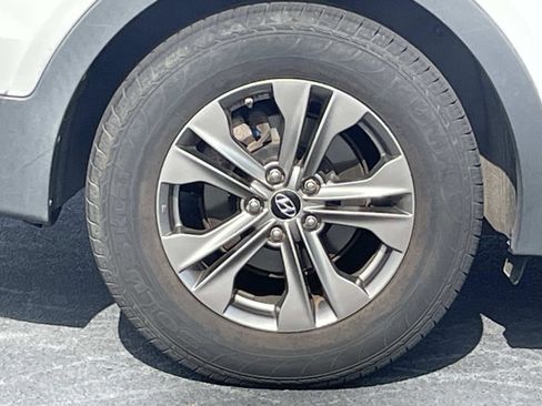 Used 2014 Hyundai Santa Fe Sport w/ Popular Equipment Package 02 image 9