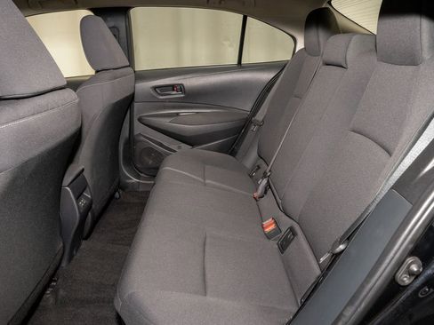 Used 2023 Toyota Corolla LE image 8