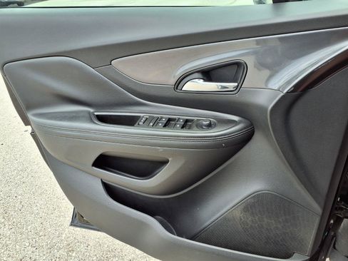 Used 2019 Buick Encore Preferred FWD image 19