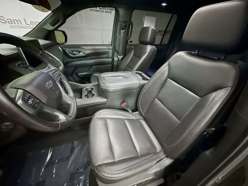 Used 2021 Chevrolet Suburban Z71 w/ Luxury Package image 24