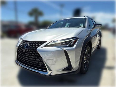 Used 2019 Lexus UX 250h w/ Premium Package AWD/4WD image 3