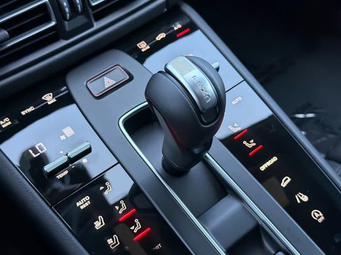 New 2026 Porsche Macan AWD/4WD image 25