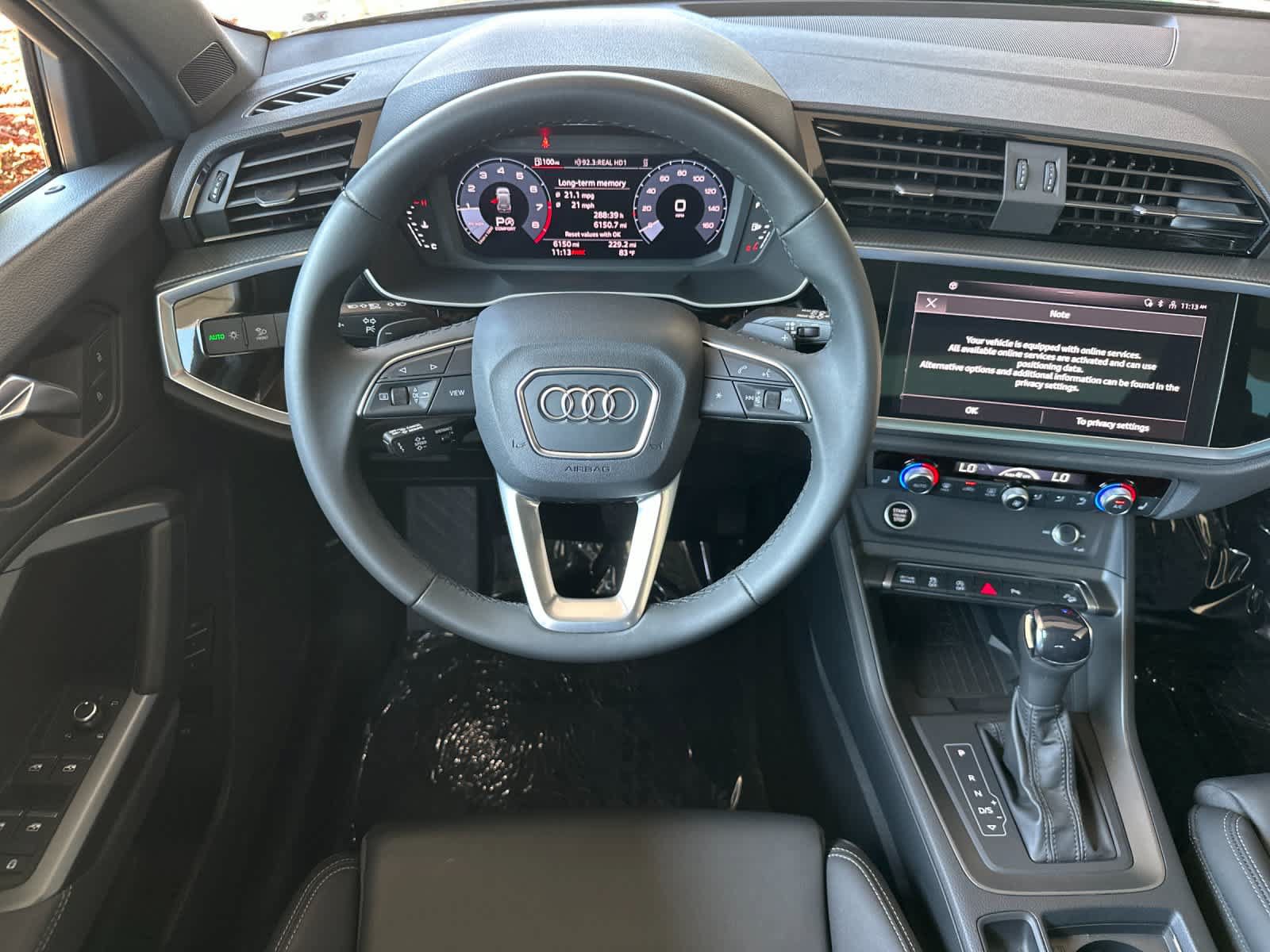 Used 2025 Audi Q3 2.0T Premium w/ Convenience Package AWD/4WD image 14
