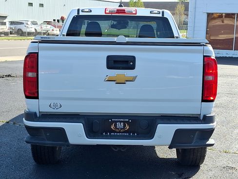 Used 2020 Chevrolet Colorado LT w/ Safety Package AWD/4WD image 14