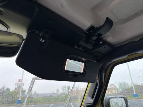 Used 2023 Jeep Wrangler Sahara image 24