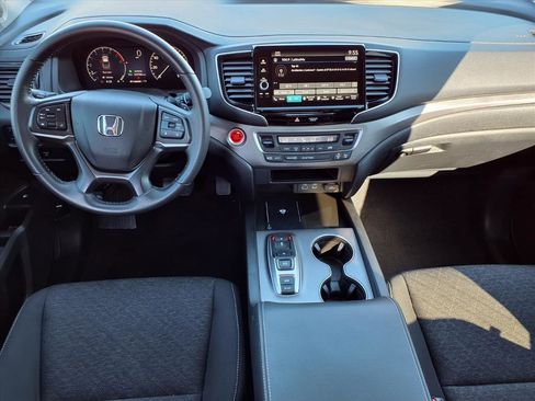 Certified 2024 Honda Ridgeline Sport image 4