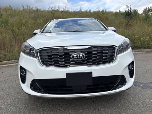 Used 2019 Kia Sorento EX image 2