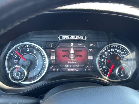 Used 2019 RAM 1500 Laramie AWD/4WD image 17