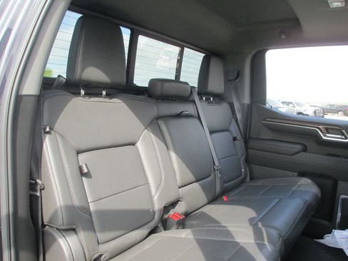 Used 2022 Chevrolet Silverado 1500 LT Trail Boss w/ LT Trail Boss Premium Package image 24