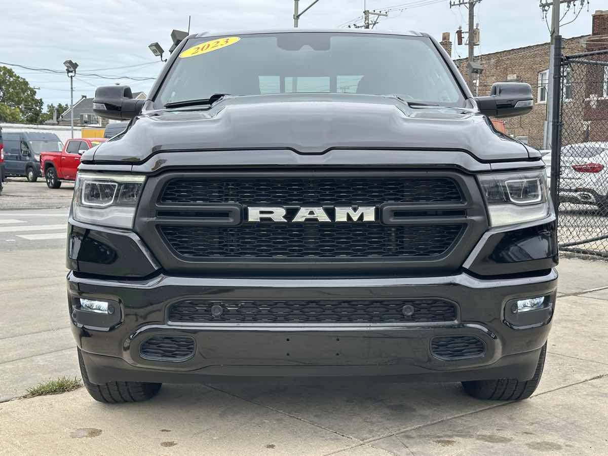 Used 2023 RAM 1500 Laramie AWD/4WD image 2