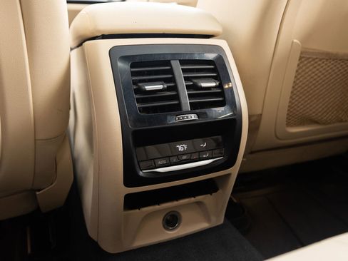 Used 2019 BMW X4 xDrive30i w/ Premium Package image 32