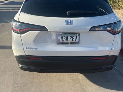 Used 2024 Honda HR-V LX image 17