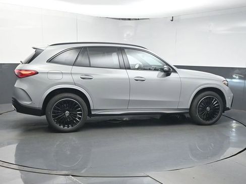 Used 2026 Mercedes-Benz GLC 300 image 8