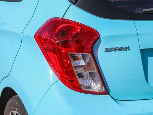 Used 2022 Chevrolet Spark LT w/ Spark Special Edition FWD image 9