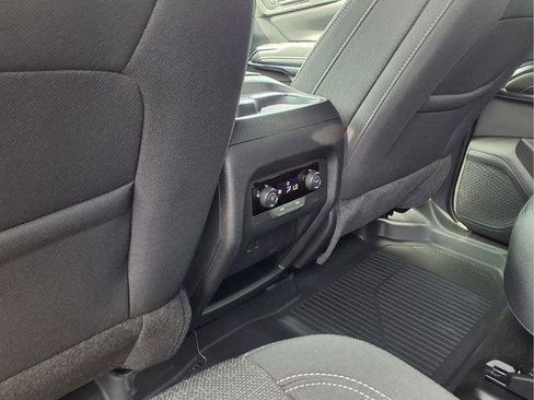 New 2026 Chevrolet Traverse LT w/ LPO, Floor Liner Package AWD/4WD image 11