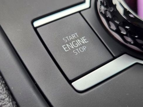 New 2026 Volkswagen Tiguan SE AWD/4WD image 19