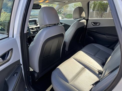 Used 2019 Hyundai Kona Limited FWD image 22