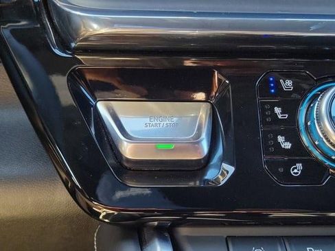 Used 2024 GMC Sierra 1500 Denali Ultimate image 19