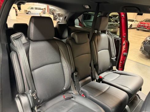 Used 2025 Honda Odyssey Sport-L image 32