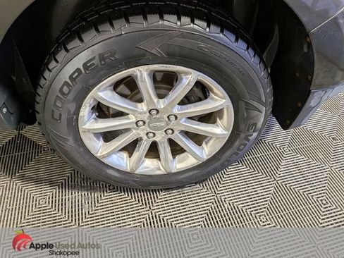 Used 2011 Lincoln MKX AWD w/ 101A Rapid Spec Order Code image 41