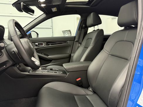 Used 2022 Honda Civic Sport Touring image 12