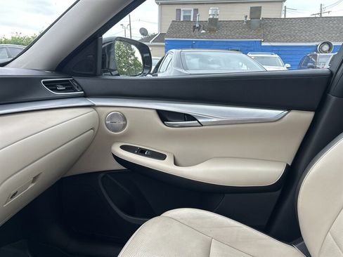 Used 2019 INFINITI QX50 Essential w/ Proactive Package AWD/4WD image 13