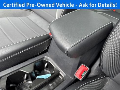 Used 2023 Volkswagen Taos SE w/ Panoramic Sunroof Package AWD/4WD image 15