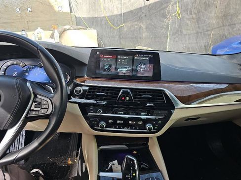 Used 2018 BMW 540i image 8