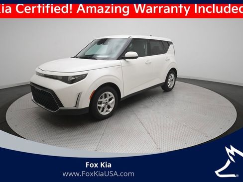 Certified 2023 Kia Soul LX w/ LX Technology Package FWD image 1