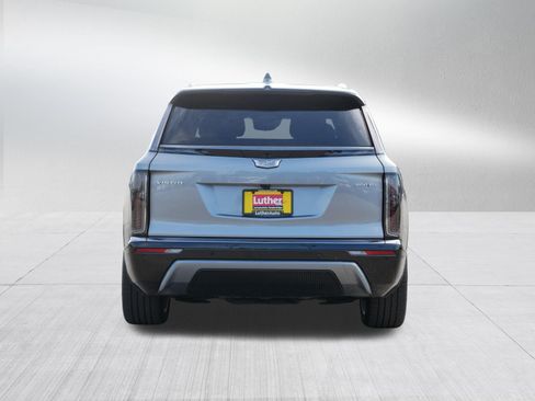 Used 2026 Cadillac Vistiq Sport w/ LPO, Floor Liner Package AWD/4WD image 6