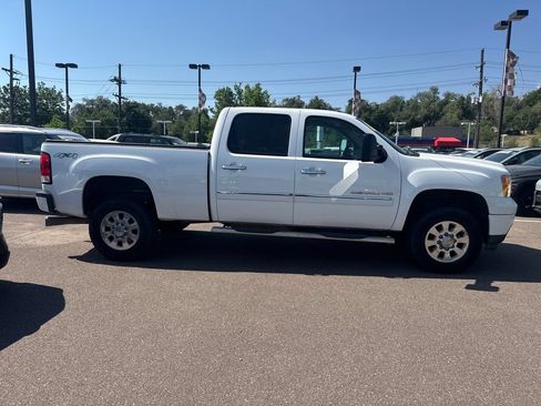 Used 2014 GMC Sierra 2500 Denali AWD/4WD image 12