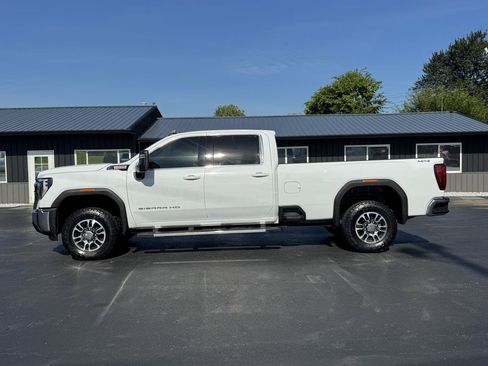 Used 2024 GMC Sierra 3500 SLE w/ SLE Convenience Package AWD/4WD image 2