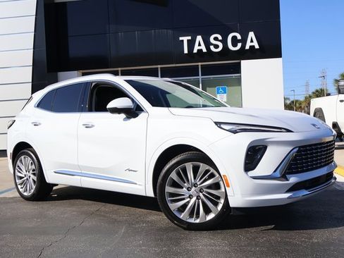 New 2026 Buick Envision Avenir image 1