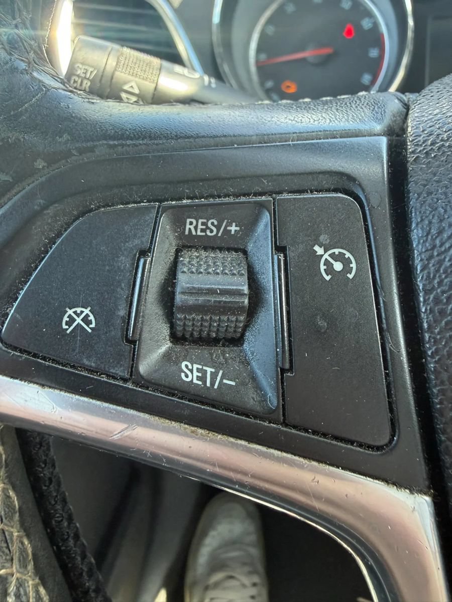Used 2013 Buick Encore Convenience AWD/4WD image 19