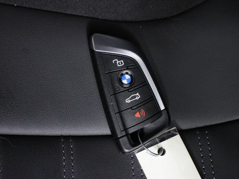 Used 2025 BMW M2 w/ Carbon Package RWD image 34
