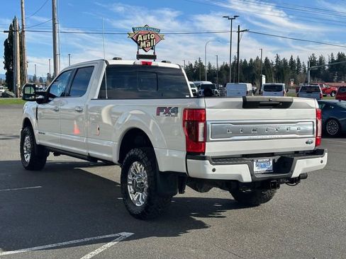 Used 2020 Ford F350 Limited image 4