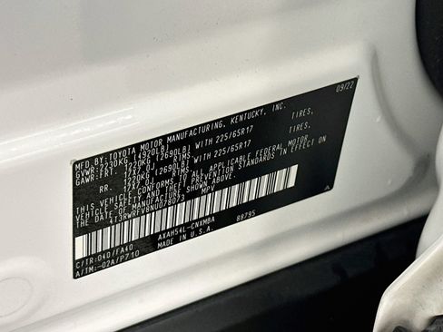 Certified 2022 Toyota RAV4 XLE AWD/4WD image 31