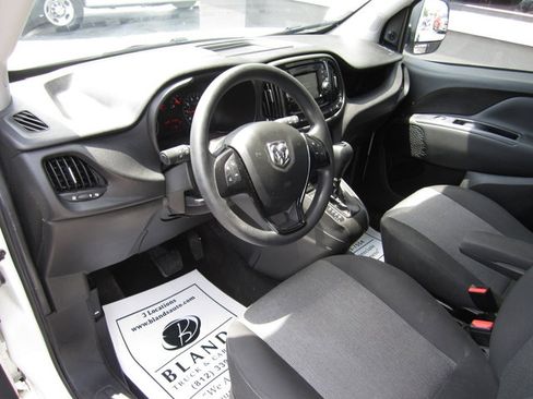 Used 2022 RAM ProMaster City Tradesman FWD image 6