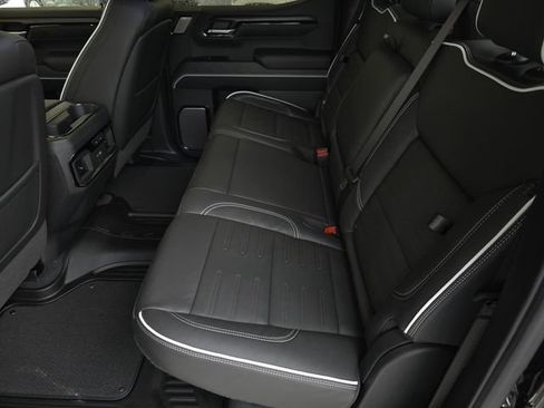 New 2026 GMC Sierra 1500 AT4X AWD/4WD image 23