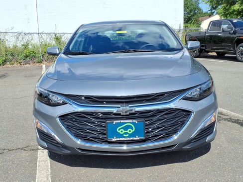 Certified 2025 Chevrolet Malibu RS FWD image 2